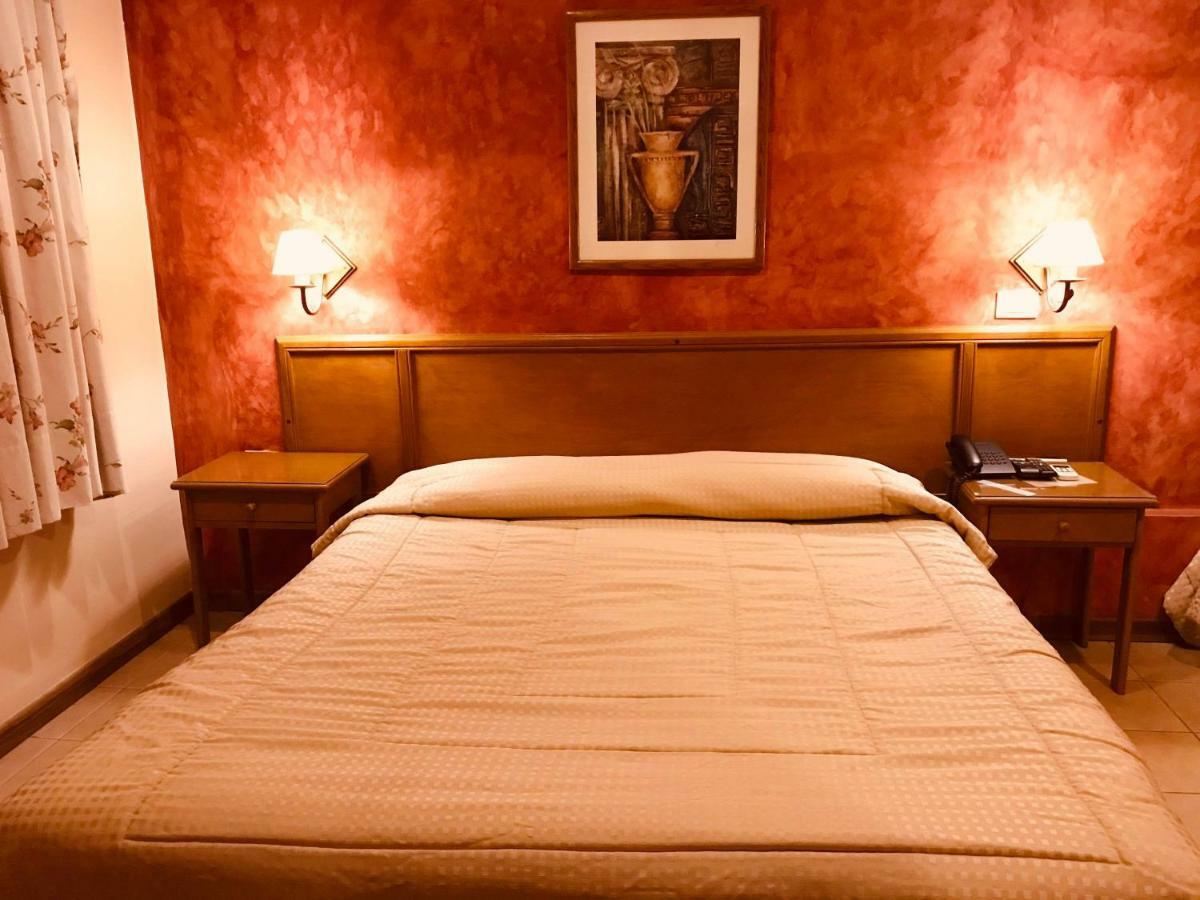 Hotel Bristol Asuncion Extérieur photo